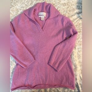 Geneva- CASHMERE V- neck ,collared  sweater. M